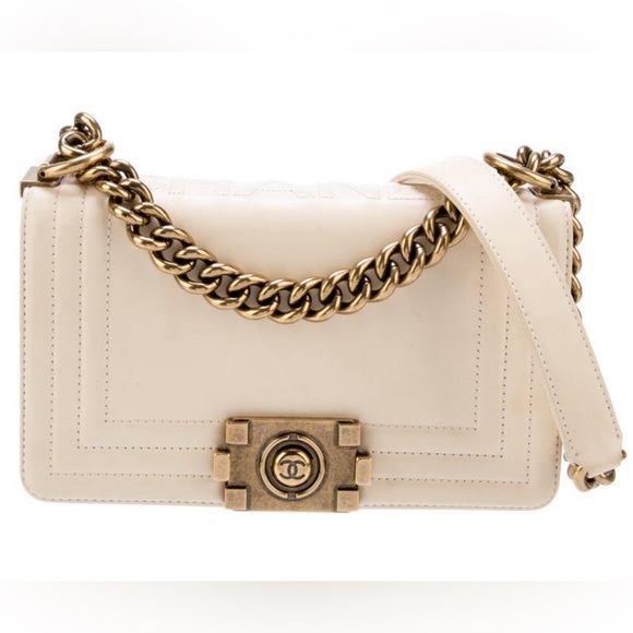 Chanel small boy bag - Picture 1 of 5